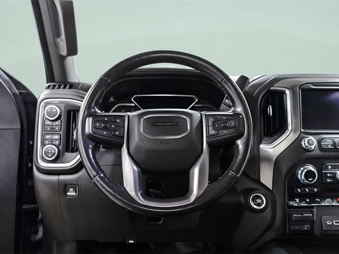 Used 2022 GMC Sierra 3500 Denali w/ Denali Ultimate Package image 10