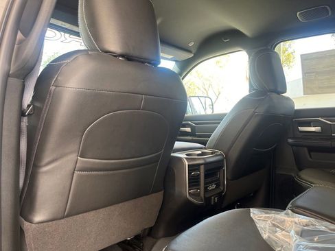 New 2022 RAM 2500 Big Horn w/ Level C Equiment Group image 32