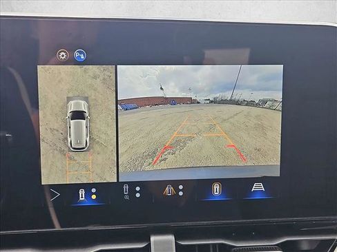 New 2026 Chevrolet Equinox LT w/ Safety and Technology Package image 13