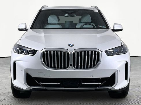 Certified 2026 BMW X5 xDrive40i AWD/4WD image 2