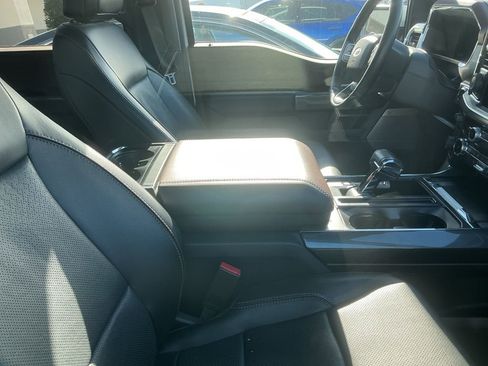 Used 2022 Ford F150 Lariat image 12