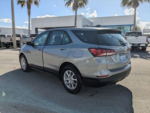 Used 2024 Chevrolet Equinox LS w/ Driver Confidence II Package image 5