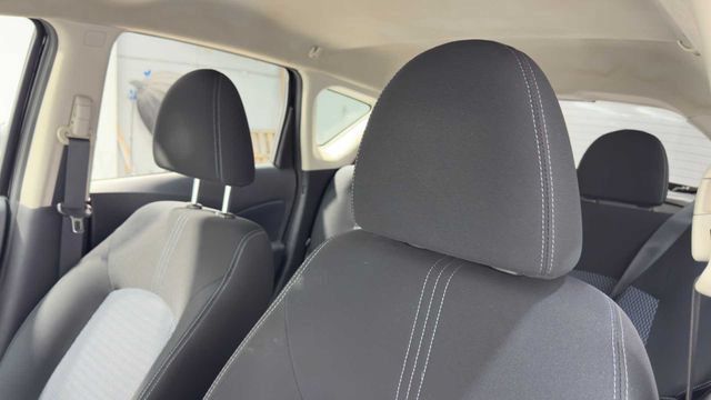 Used 2018 Nissan Versa Note SV FWD image 22