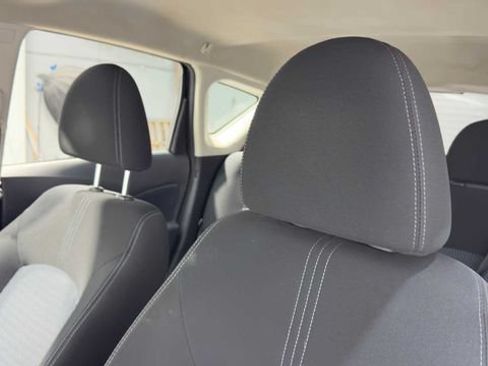 Used 2018 Nissan Versa Note SV FWD image 22