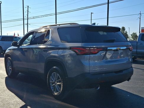 Used 2023 Chevrolet Traverse LT AWD/4WD image 4