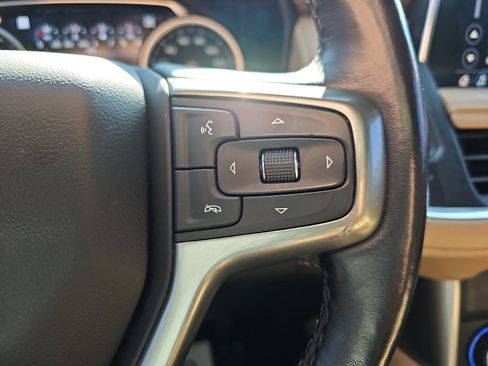 Used 2021 Chevrolet Tahoe Premier w/ Premium Package AWD/4WD image 15