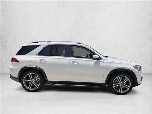 Used 2022 Mercedes-Benz GLE 450 4MATIC image 4