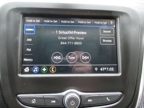 Used 2019 Chevrolet Equinox LT image 17