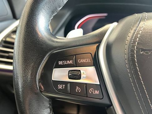 Used 2022 BMW X5 xDrive40i AWD/4WD image 19