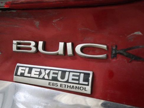 Used 2009 Buick Lucerne CX image 19