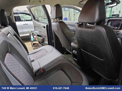 Used 2015 Chevrolet Colorado Z71 image 11