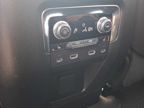 Used 2023 GMC Yukon Denali Ultimate AWD/4WD image 13