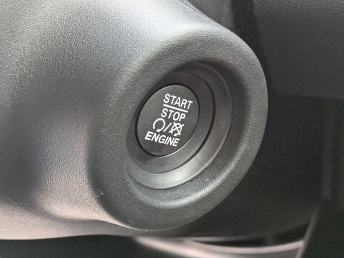 Used 2024 RAM ProMaster 2500 FWD image 30
