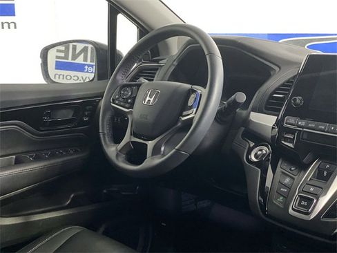 Used 2024 Honda Odyssey Touring image 10