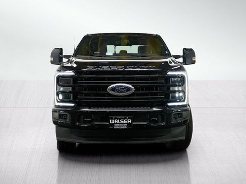 Used 2025 Ford F350 Platinum AWD/4WD image 9