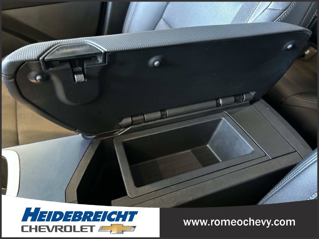 Used 2024 Chevrolet Equinox EV LT FWD image 29