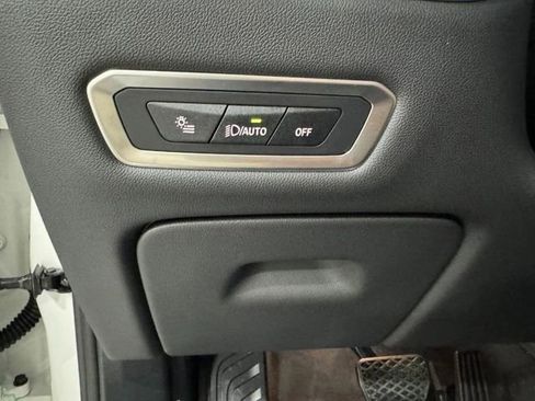 Certified 2026 BMW X7 xDrive40i AWD/4WD image 30