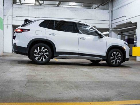 New 2026 Volkswagen Tiguan S FWD image 7