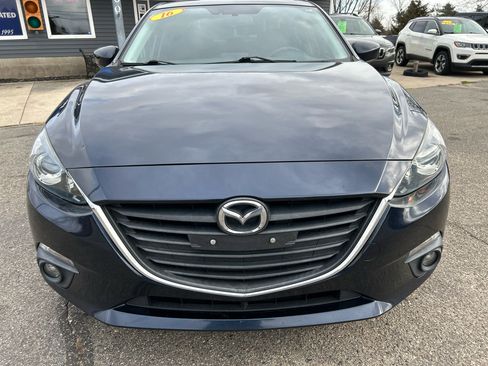 Used 2016 MAZDA MAZDA3 i Touring w/ Popular Equipment Package image 6
