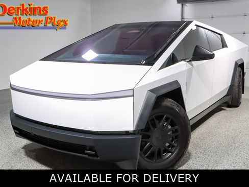 Used 2024 Tesla Cybertruck AWD Crew Cab image 1