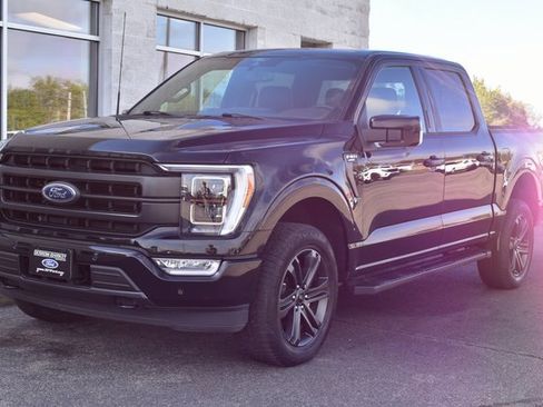 Used 2022 Ford F150 Lariat w/ Equipment Group 502A High image 9