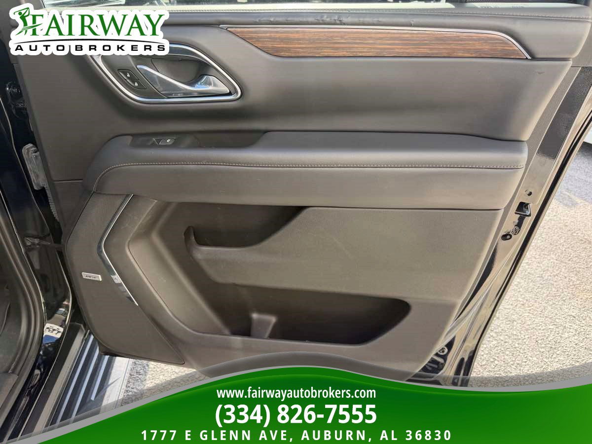 Used 2023 Chevrolet Suburban High Country AWD/4WD image 27
