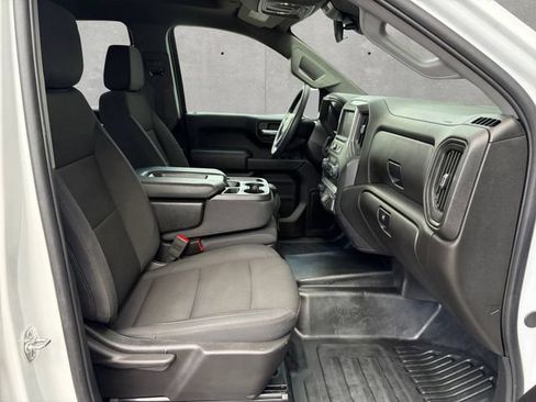 Used 2025 Chevrolet Silverado 1500 W/T w/ WT Value Package AWD/4WD image 24