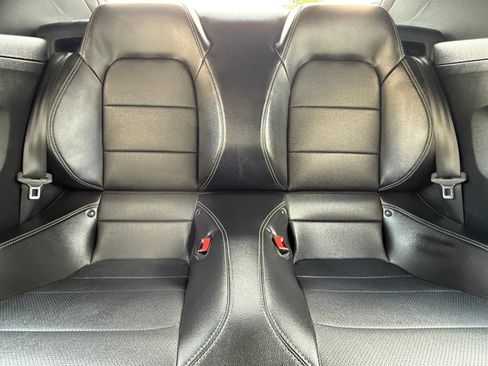Used 2019 Ford Mustang Premium RWD image 40