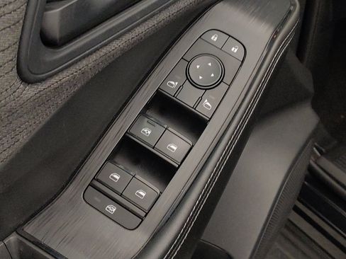 Used 2021 Nissan Rogue S FWD image 27