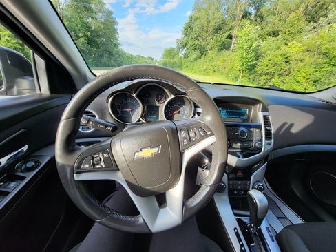 Used 2011 Chevrolet Cruze Eco FWD image 13