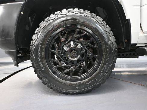 Used 2022 RAM 2500 Tradesman AWD/4WD image 17