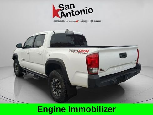 Used 2017 Toyota Tacoma TRD Off-Road w/ Tow Package (A/T) AWD/4WD image 6