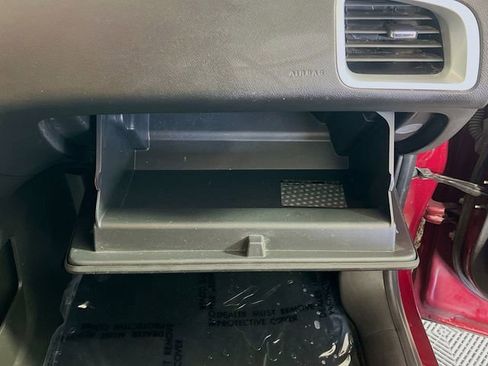 Used 2017 Chevrolet Equinox LT w/ Convenience Package image 30