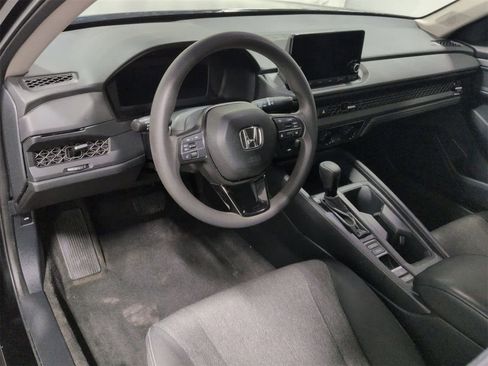 Used 2023 Honda Accord EX image 10