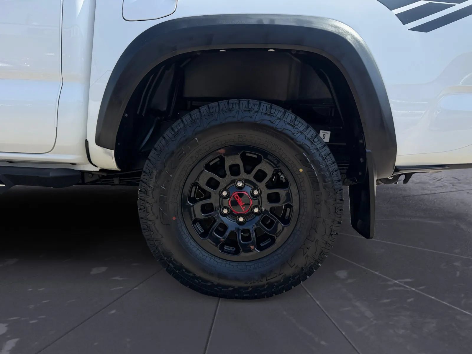 Used 2018 Toyota Tacoma TRD Pro AWD/4WD image 28