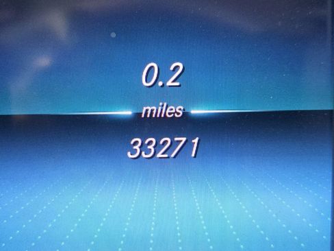 Used 2022 Mercedes-Benz GLC 300 4MATIC image 30