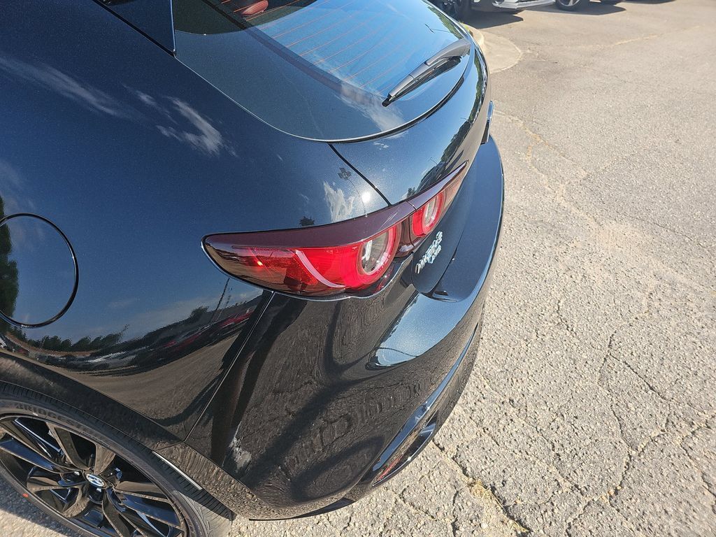 New 2026 MAZDA MAZDA3 Hatchback w/Premium Plus Pkg AWD/4WD image 36
