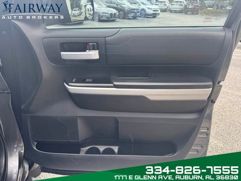 Used 2018 Toyota Tundra Limited image 29