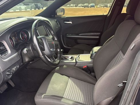 Used 2022 Dodge Charger R/T image 13