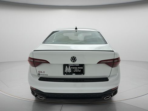 Used 2024 Volkswagen Jetta GLI 40th Anniversary Edition FWD image 7