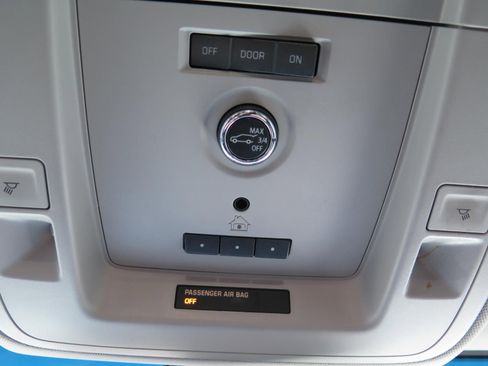 Used 2019 Chevrolet Tahoe LT image 14