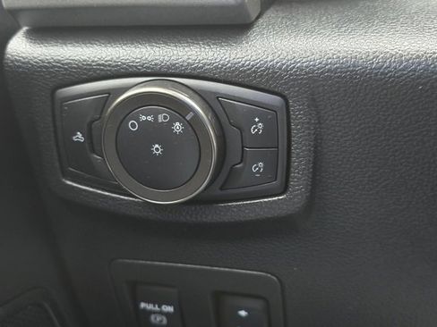 Used 2020 Ford F150 Raptor w/ Equipment Group 802A Luxury image 24