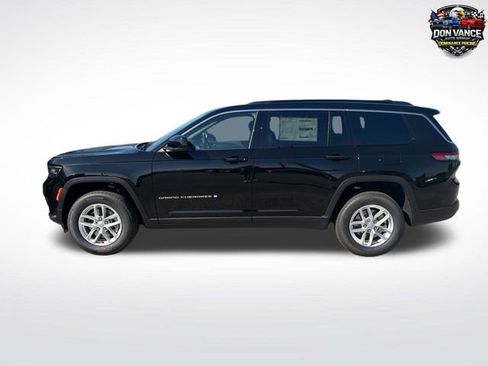New 2026 Jeep Grand Cherokee L Laredo AWD/4WD image 2