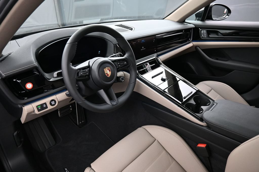 New 2026 Porsche Panamera 4 AWD/4WD image 4