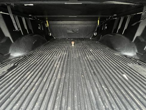 Used 2019 Ford F250 Lariat w/ Lariat Value Package AWD/4WD image 8