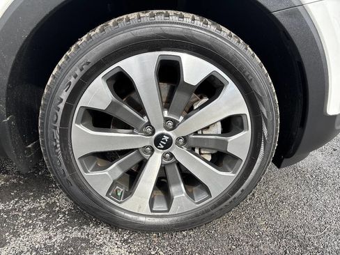 Used 2020 Kia Telluride S image 42