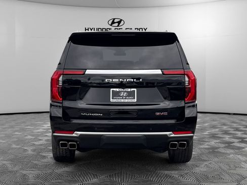 Used 2025 GMC Yukon Denali image 6