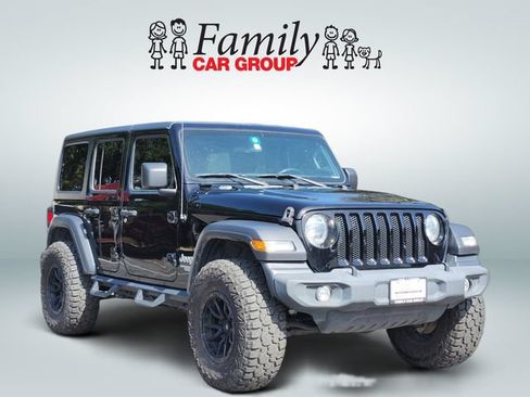 Used 2020 Jeep Wrangler Unlimited Sport S AWD/4WD image 2