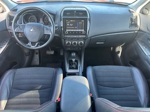 Used 2024 Mitsubishi Outlander Sport SE image 30