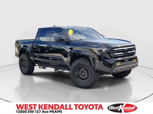 Used 2026 Toyota Tacoma SR5 RWD image 1